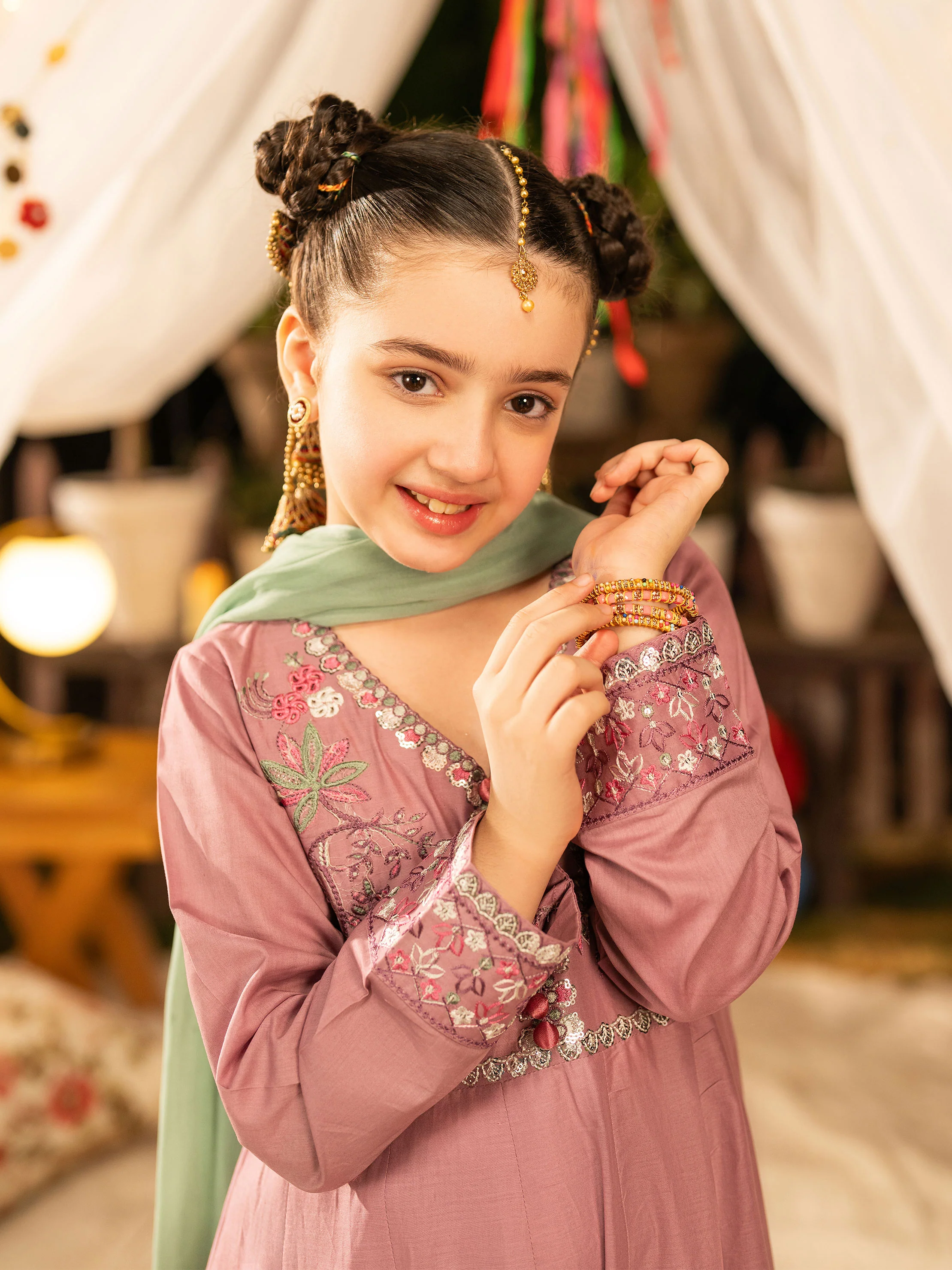 Arshiya - Image 3
