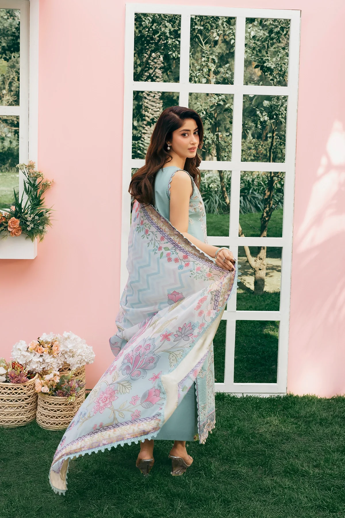 Floral Fantaisie - Image 4