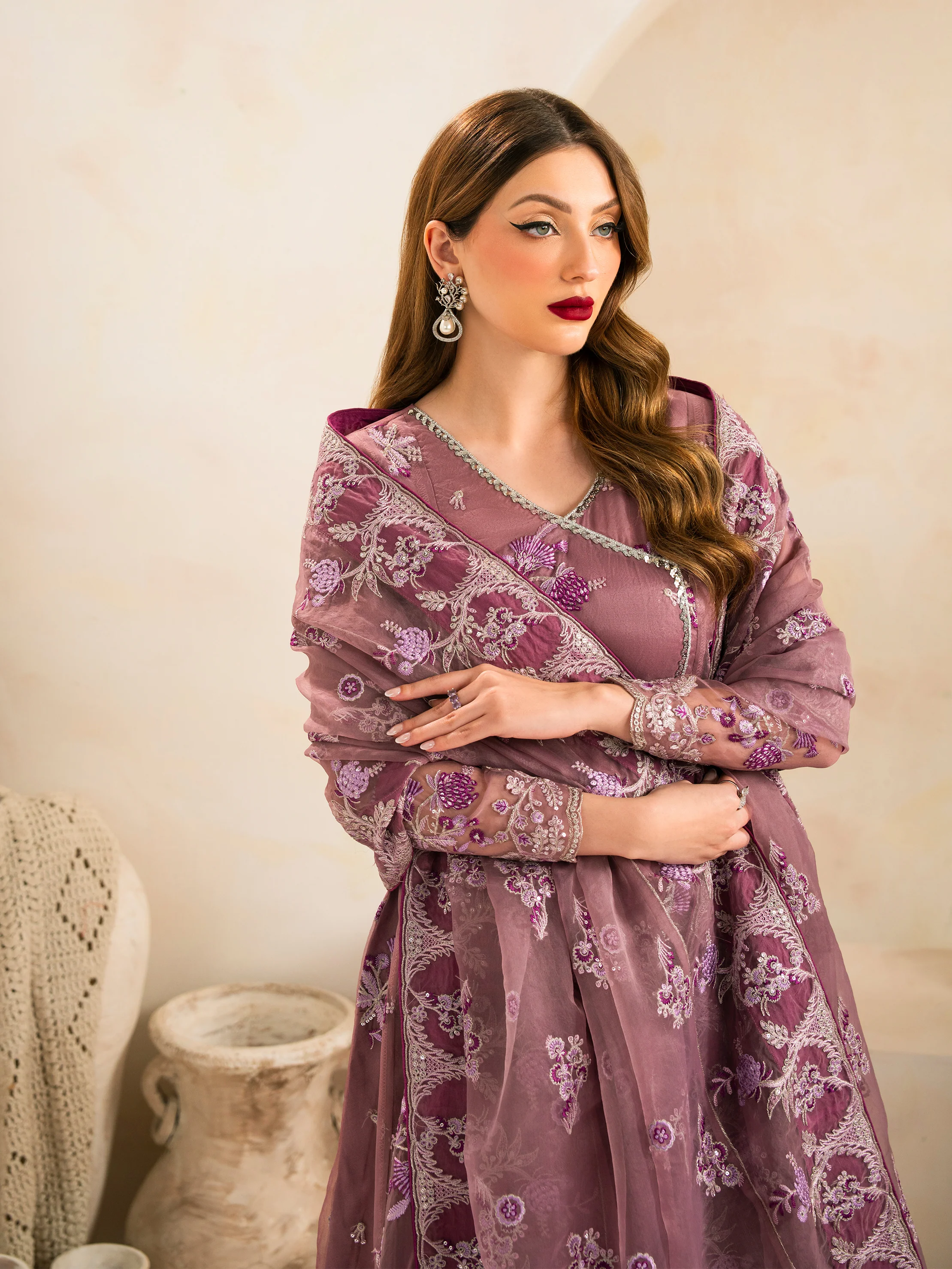 Ishrat - Image 4