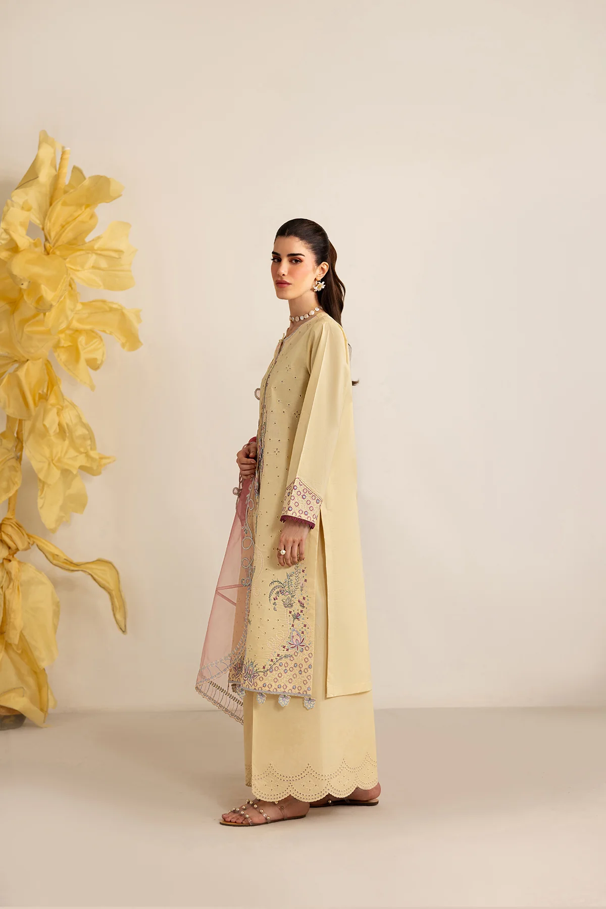 Marigold Majesty - Image 7