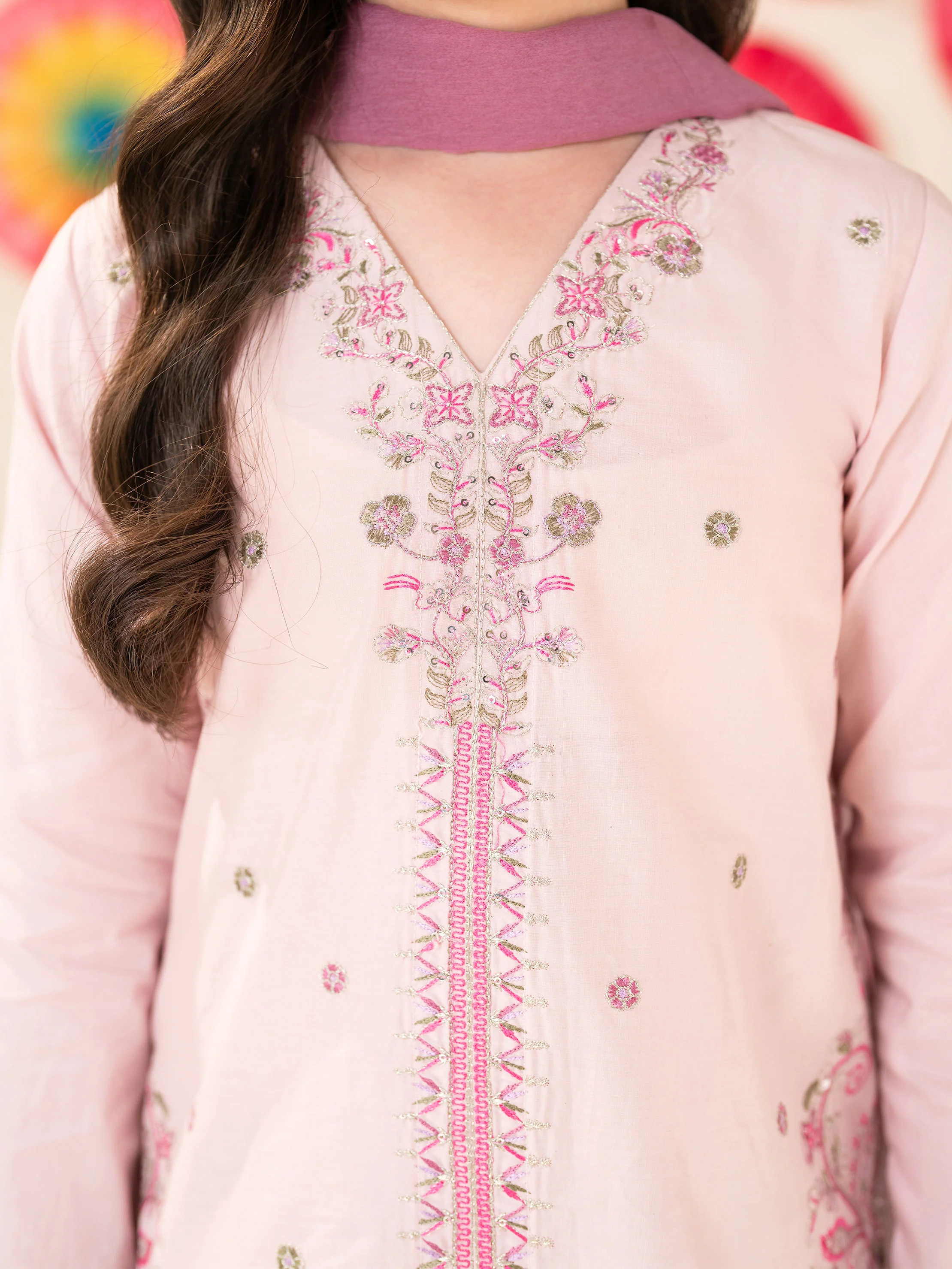 Sharmeen - Image 3