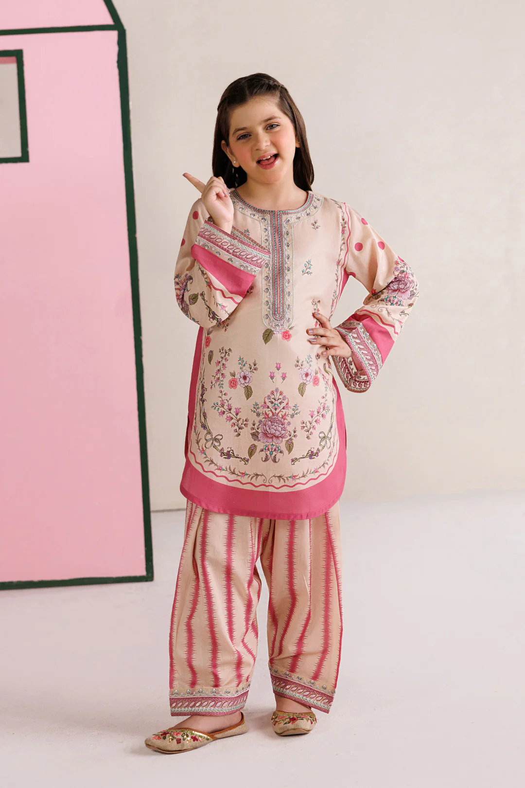 SUGARPLUM - Image 2